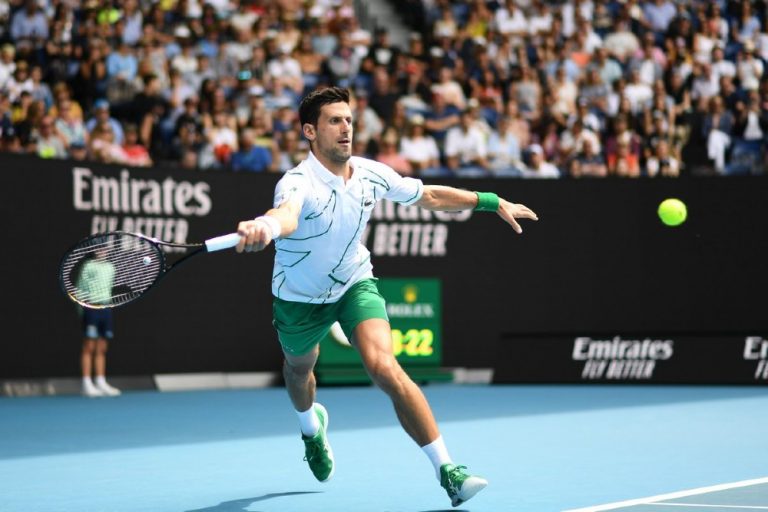 Australian Open 2020 LIVE, day 9: Djokovic batte Raonic e vola in