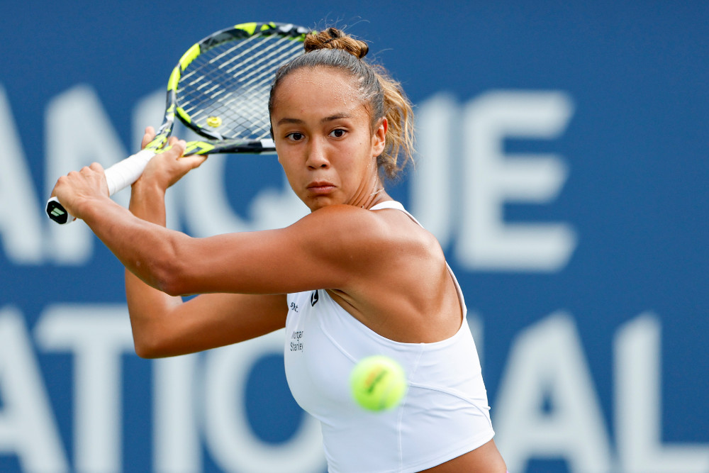 WTA Montreal: Vondrousova interrompe subito la favola di Wozniacki,  Fernandez vince il derby mancino delle Americhe