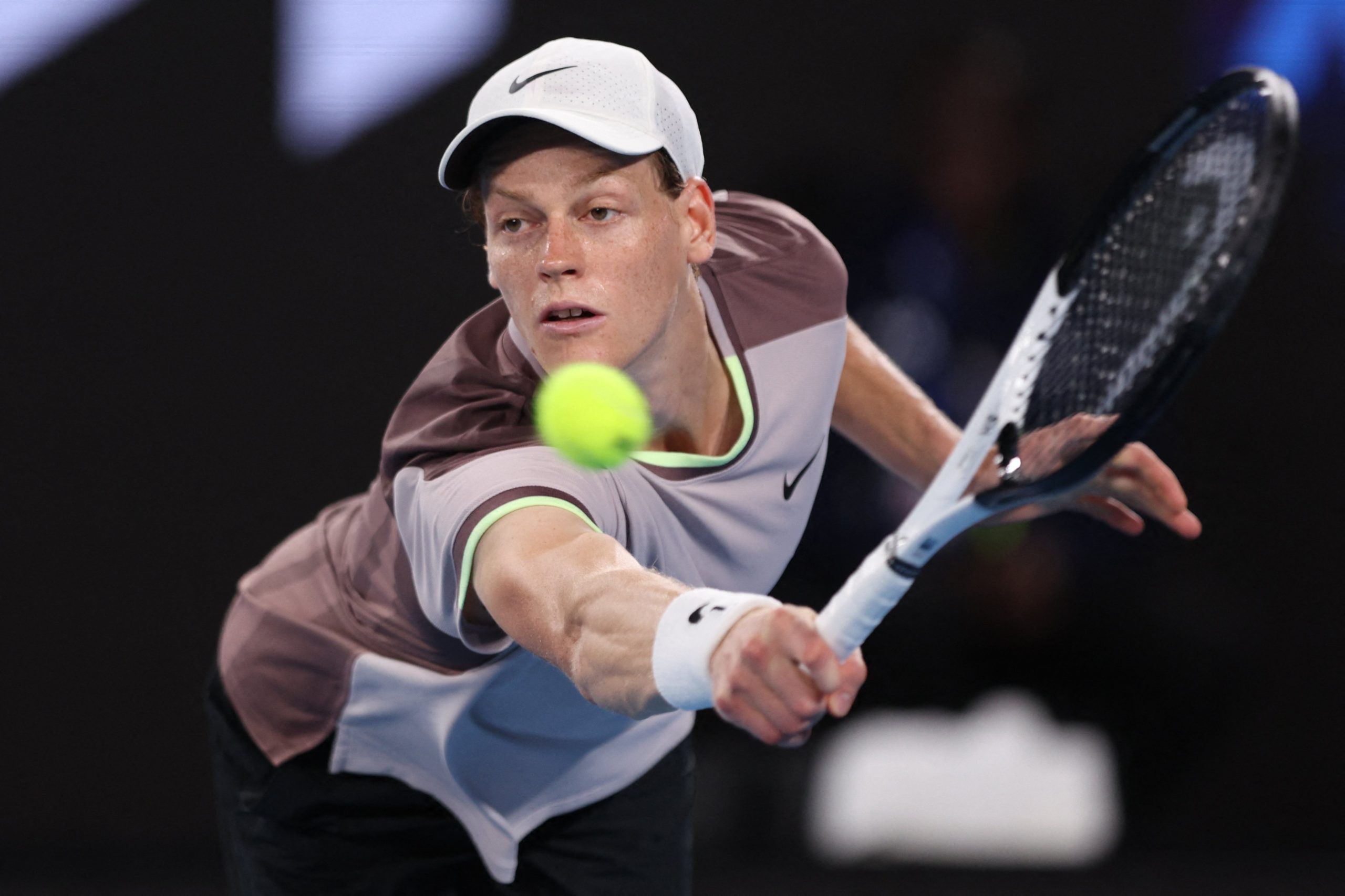 Australian Open: Sinner implacabile vince in tre rapidi set con De Jong. Al  terzo turno c'è Baez